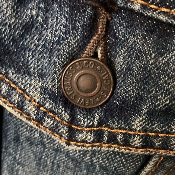 Levi’s Trucker Jacket - Picture 8 of 15